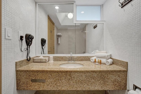 Royal Beach Palace image 14